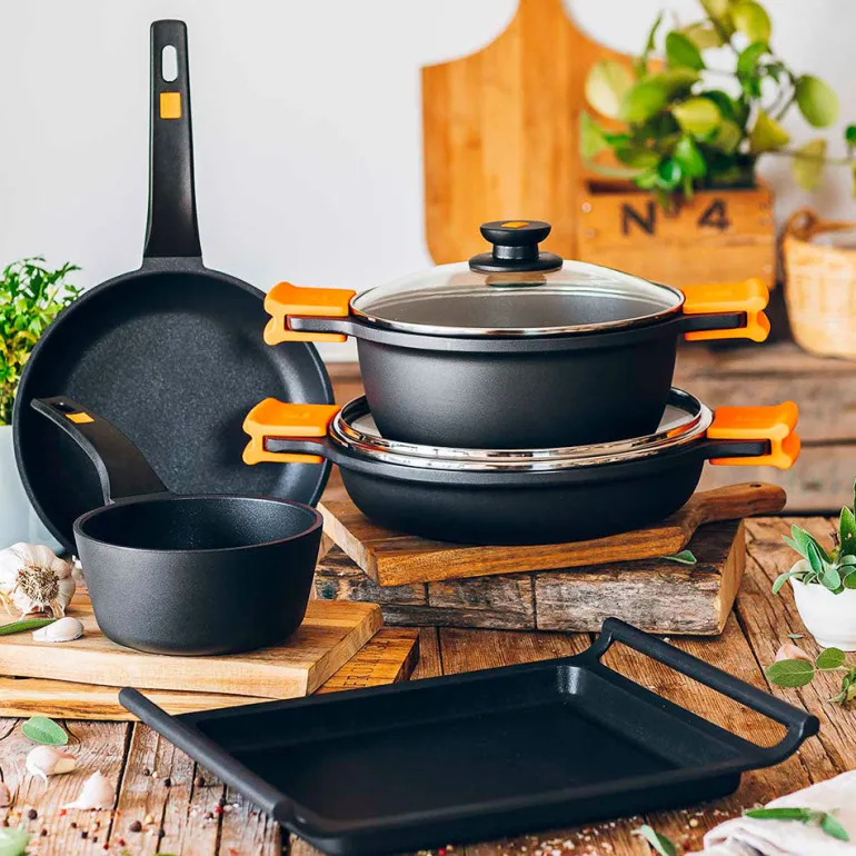 Batería de cocina 7 piezas con sartén Efficient
